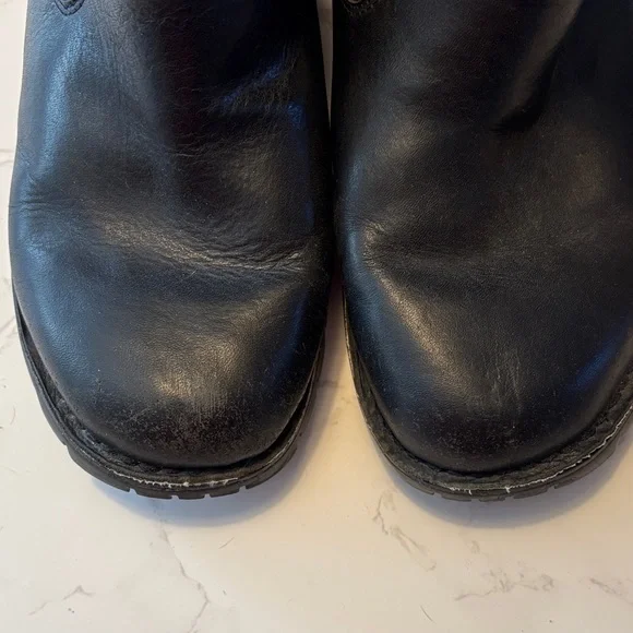 Men's UGG Black Leather Fleece-Lined Boots size 9 - Picture 9 of 11